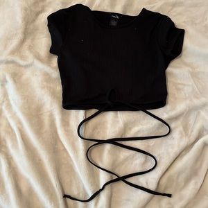 Rue 21 cropped black tee